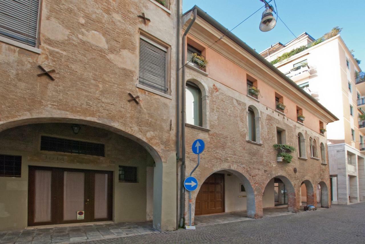 Mini Suite Deluxe Isola Di Mezzo Treviso Eksteriør billede